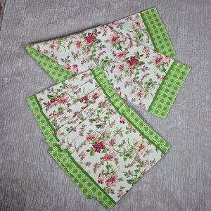 Waverly Table Runner and 8 Placemats Floral Pattern with Green Trim